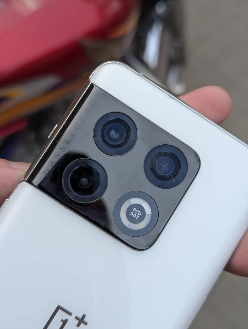 One Plus 10 Pro 5