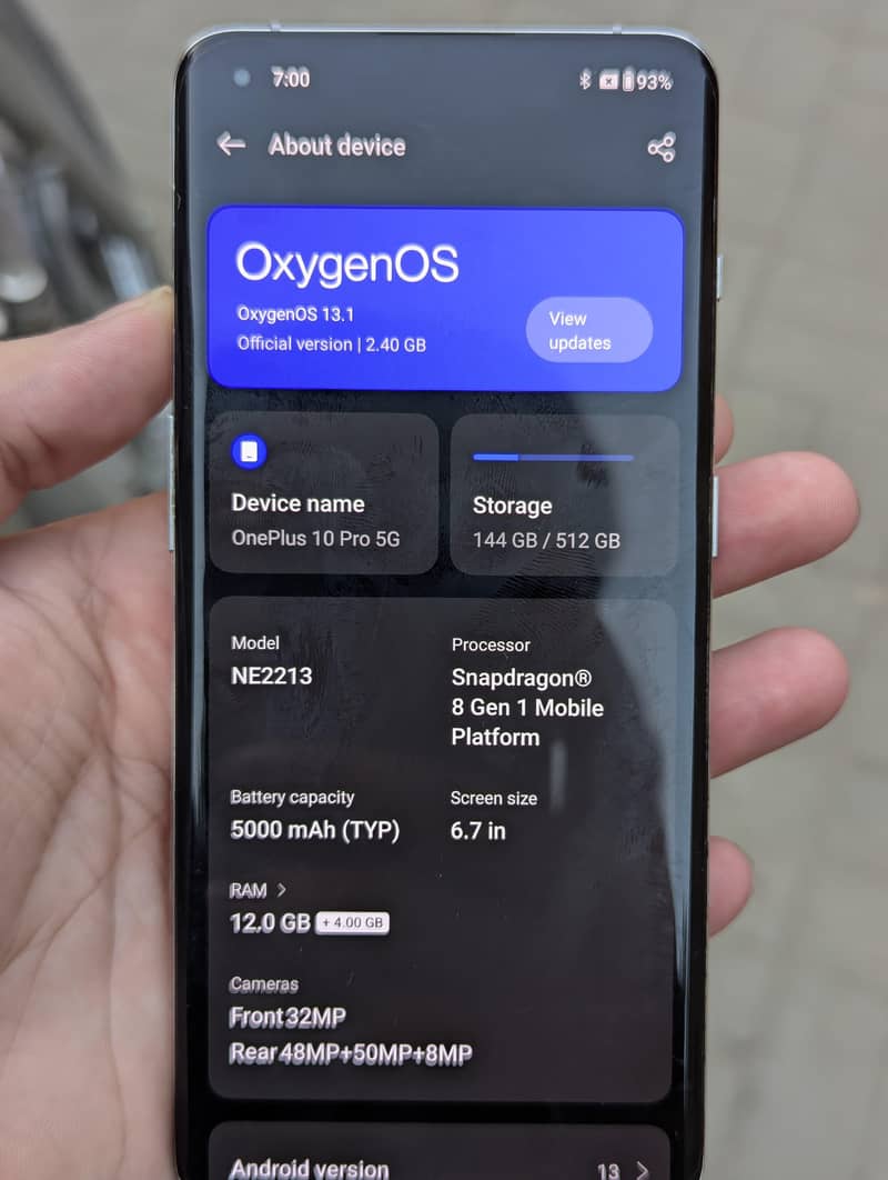 One Plus 10 Pro 6