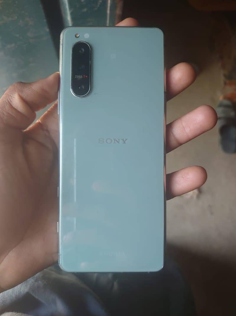 Sony 5 0