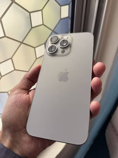 Apple iPhone 15 Pro Max