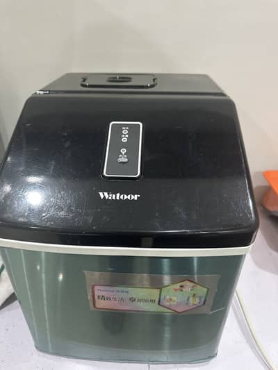 Ice cube maker 1.25 kg/h