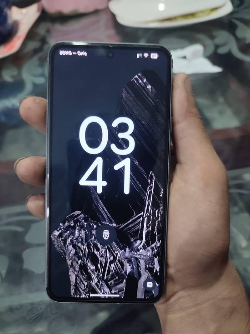 Google Pixel 8 1