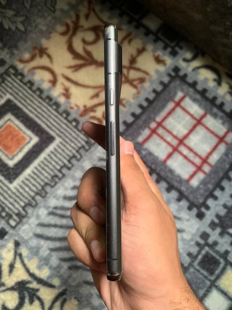 Google Pixel 7 4