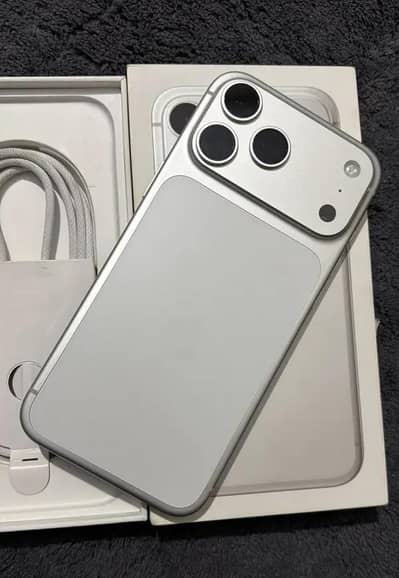 Apple iPhone 17 Pro Max