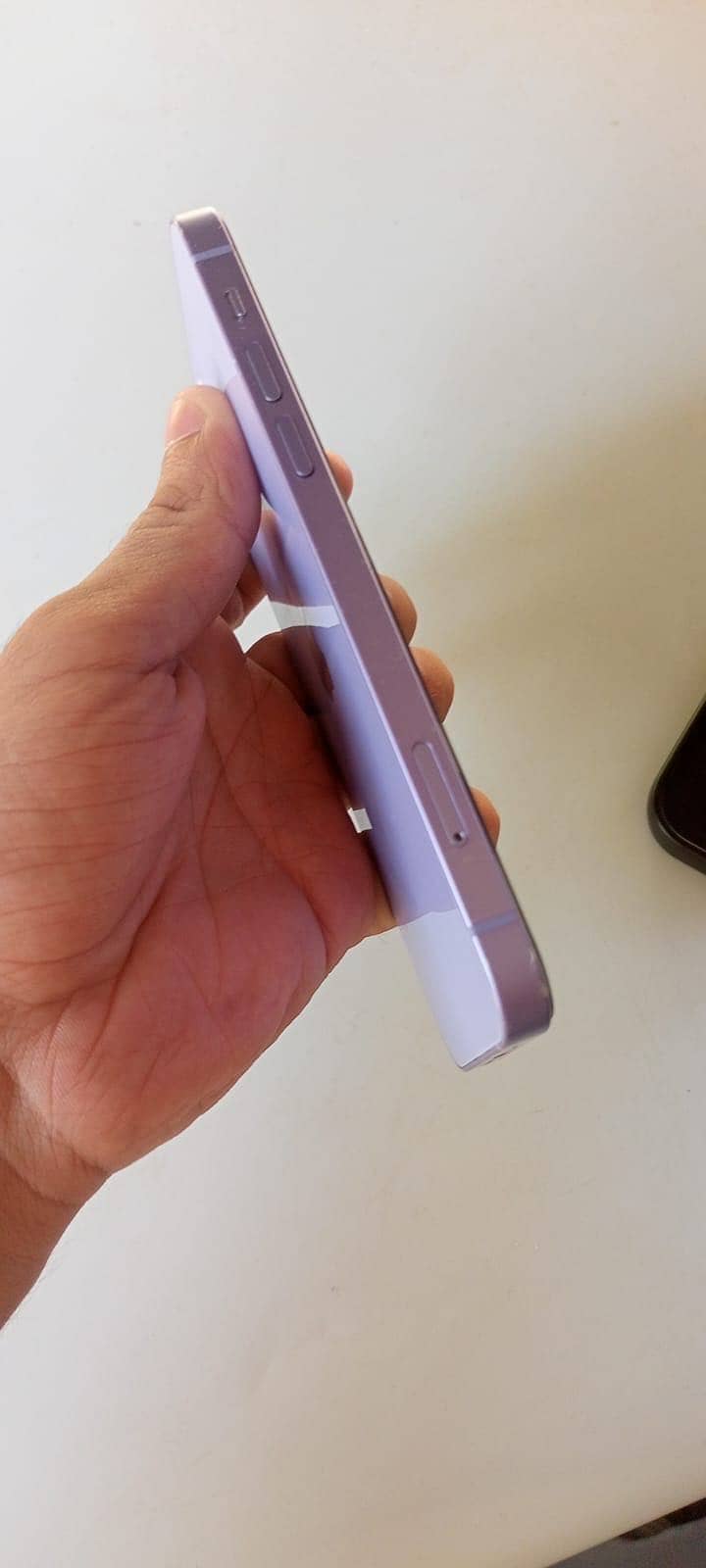Apple iPhone 12 4