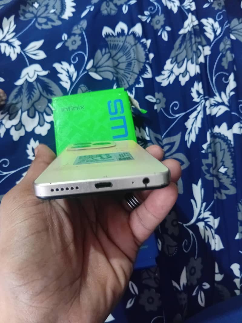 Infinix Smart 8 Plus 5
