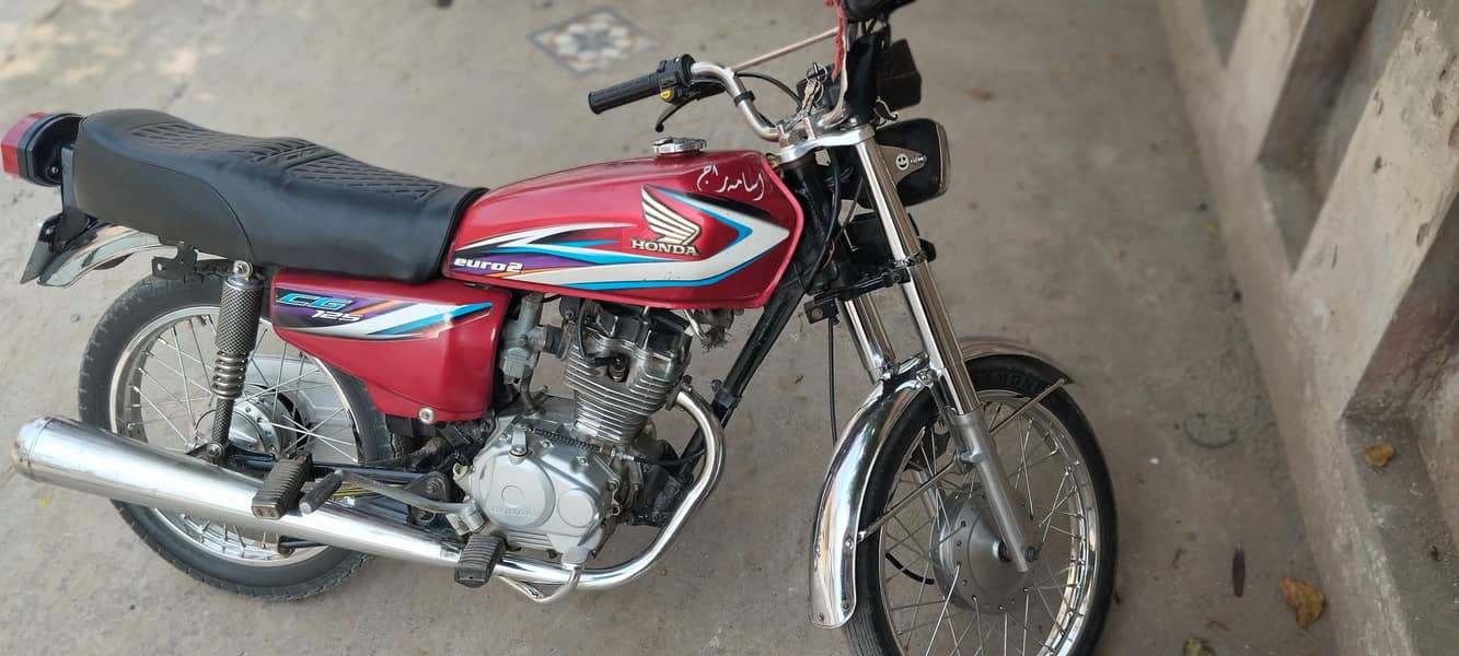 good condition 2015 model 1