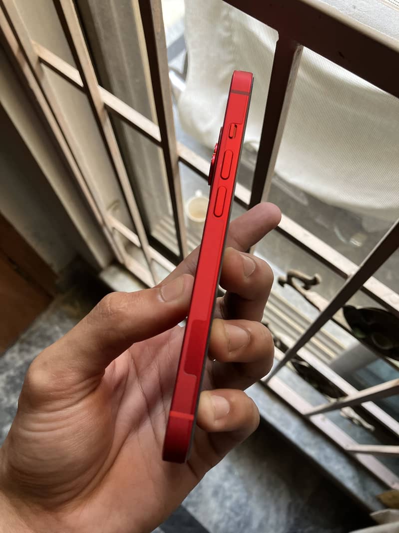 iPhone 14 6