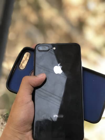 iPhone 8 Plus