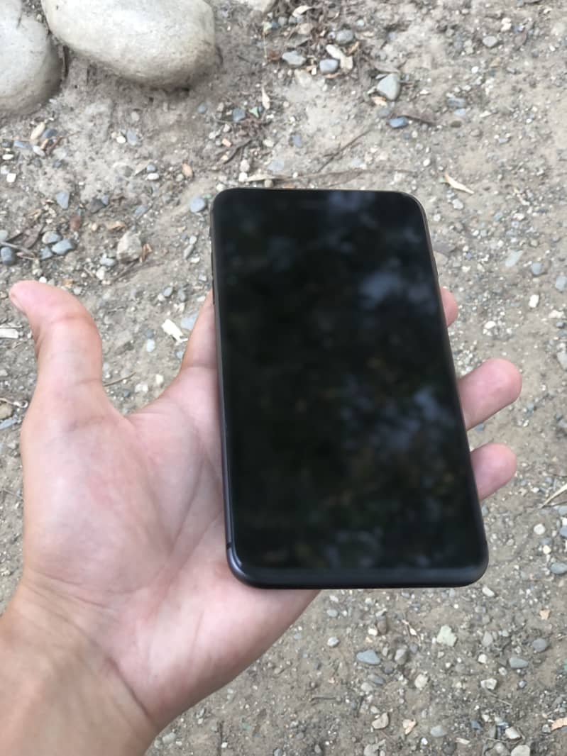 iPhone 8 Plus 2