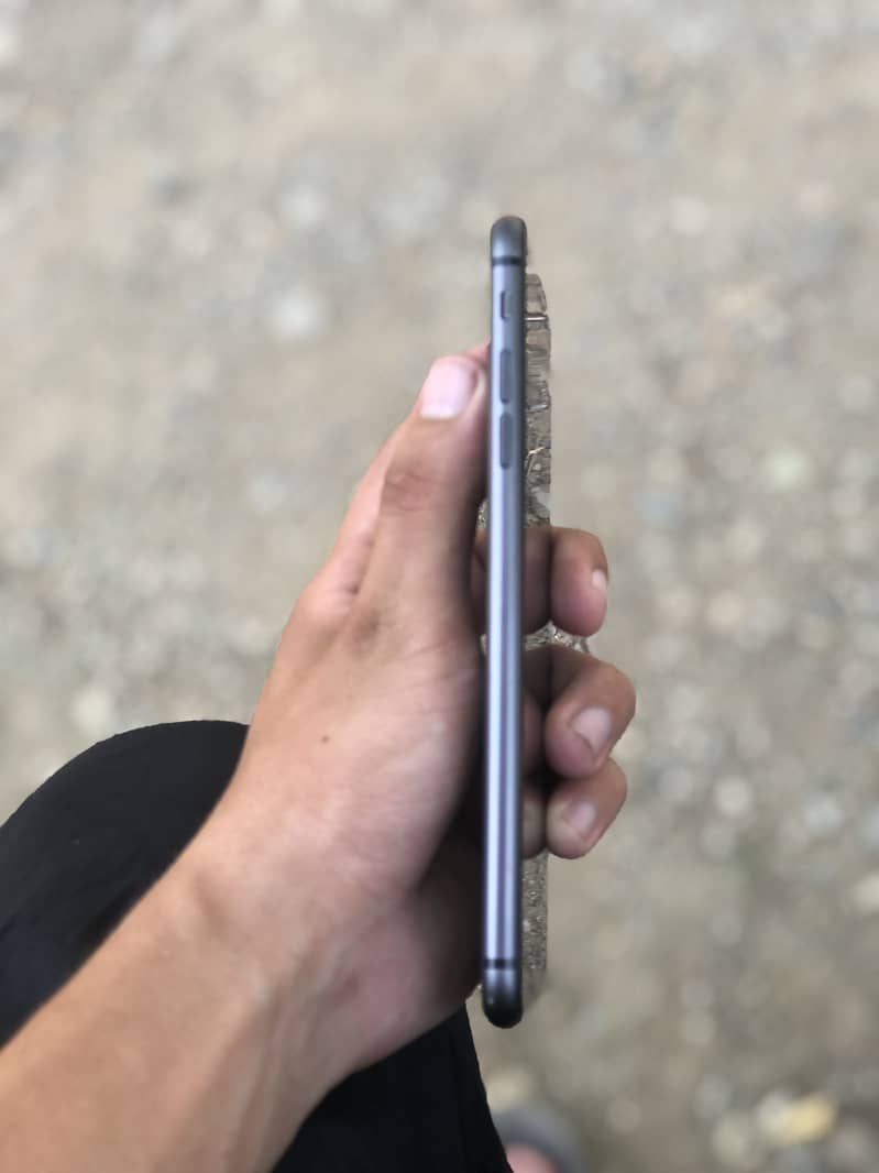 iPhone 8 Plus 4