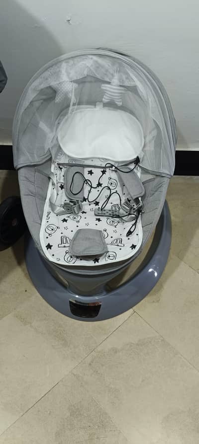 Kidilo Electric Baby Rocker with Remote & Music