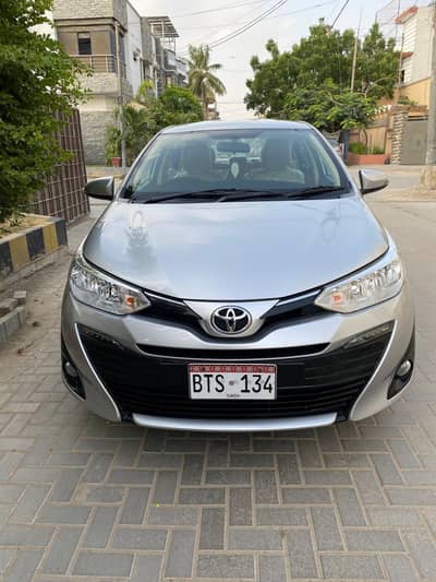 Toyota Yaris 1.5 full option full original b2b.
