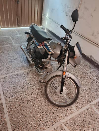 Honda CD dream