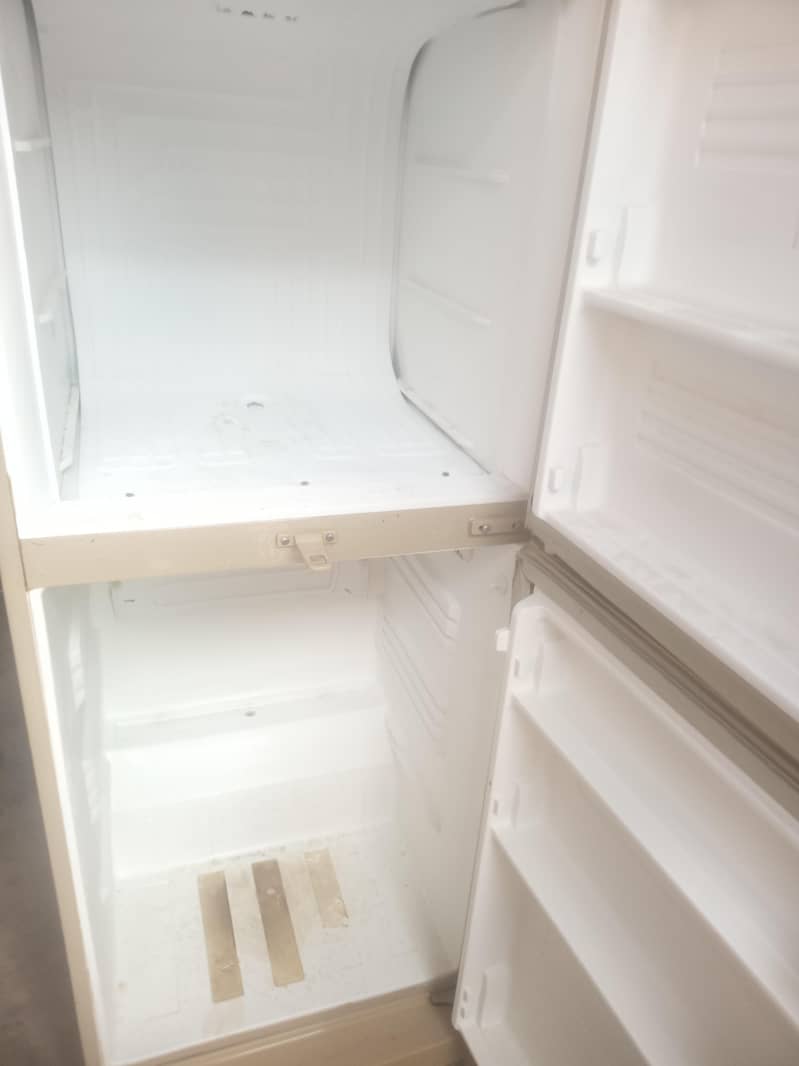 pell refrigerator 1