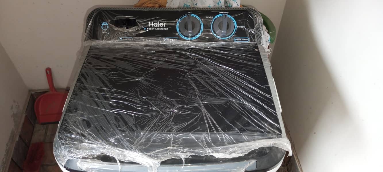 HAIER WADHING MACHINE 2