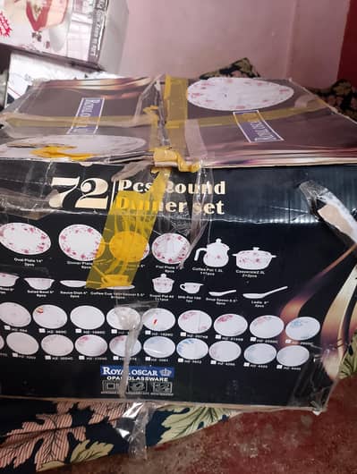 72 PCs marble dinner set