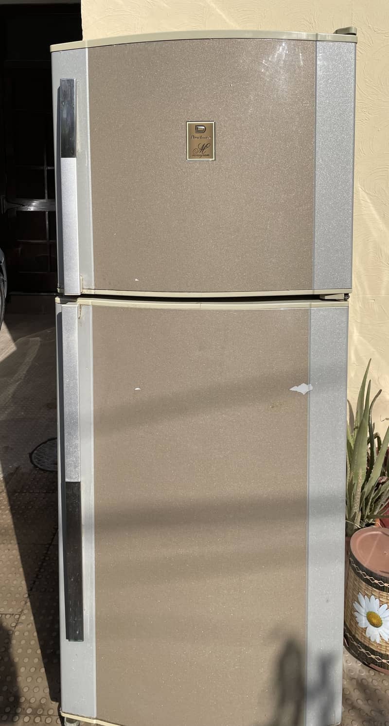 Dawlance fridge 0