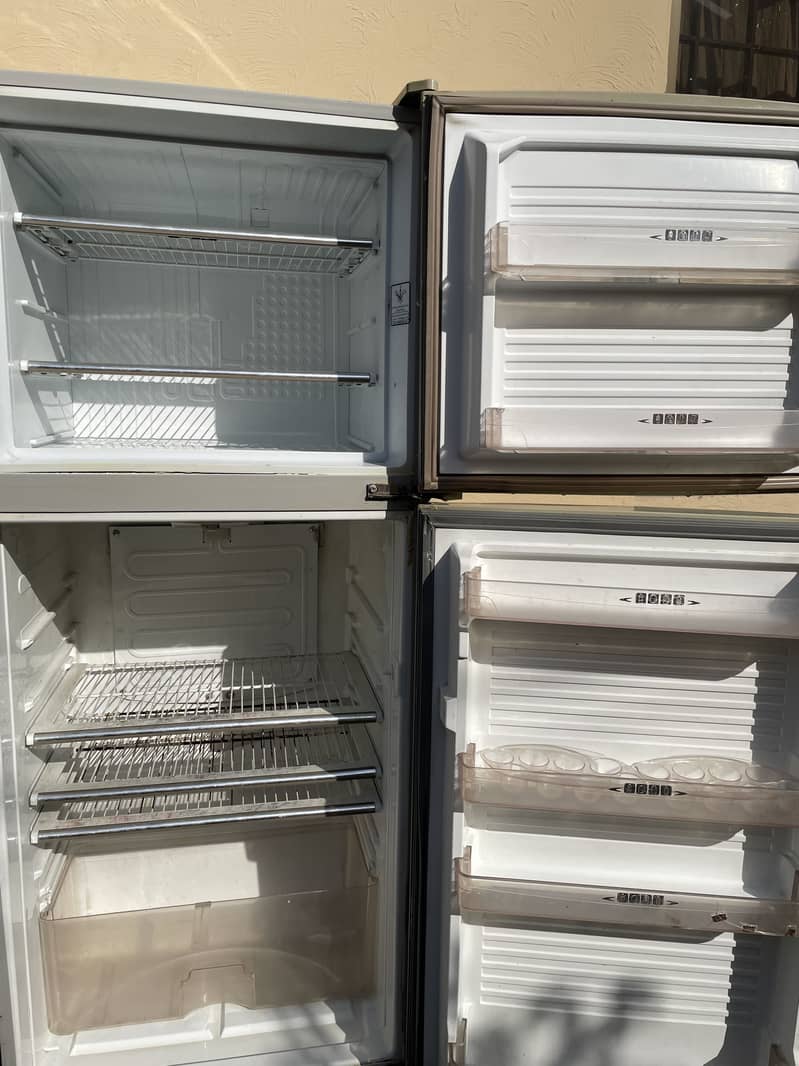 Dawlance fridge 8