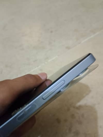 Realme Note 60