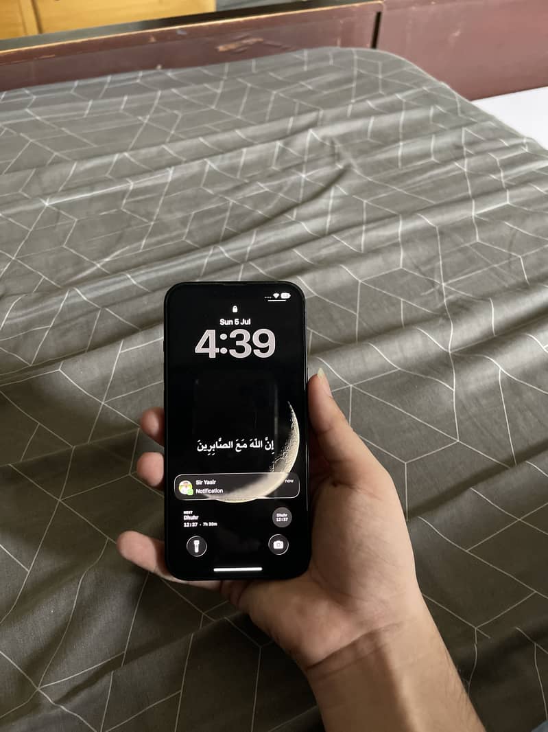 Apple iPhone 13 1