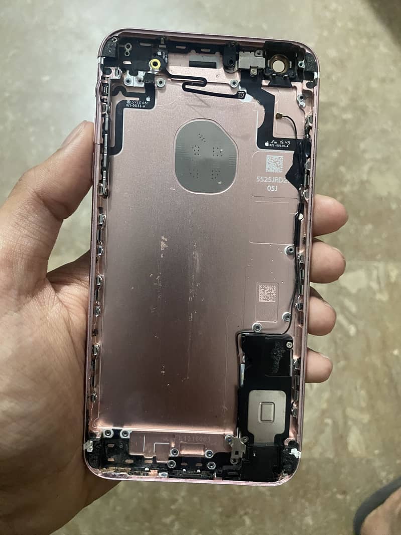 Apple iPhone 6S Plus 3