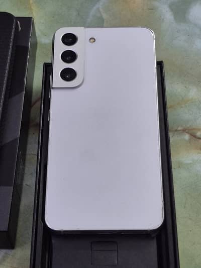 Samsung Mobile S22