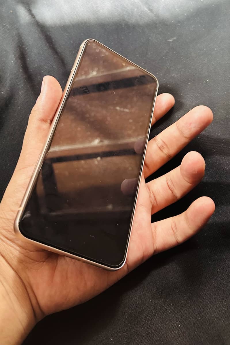 Google Pixel 8 3