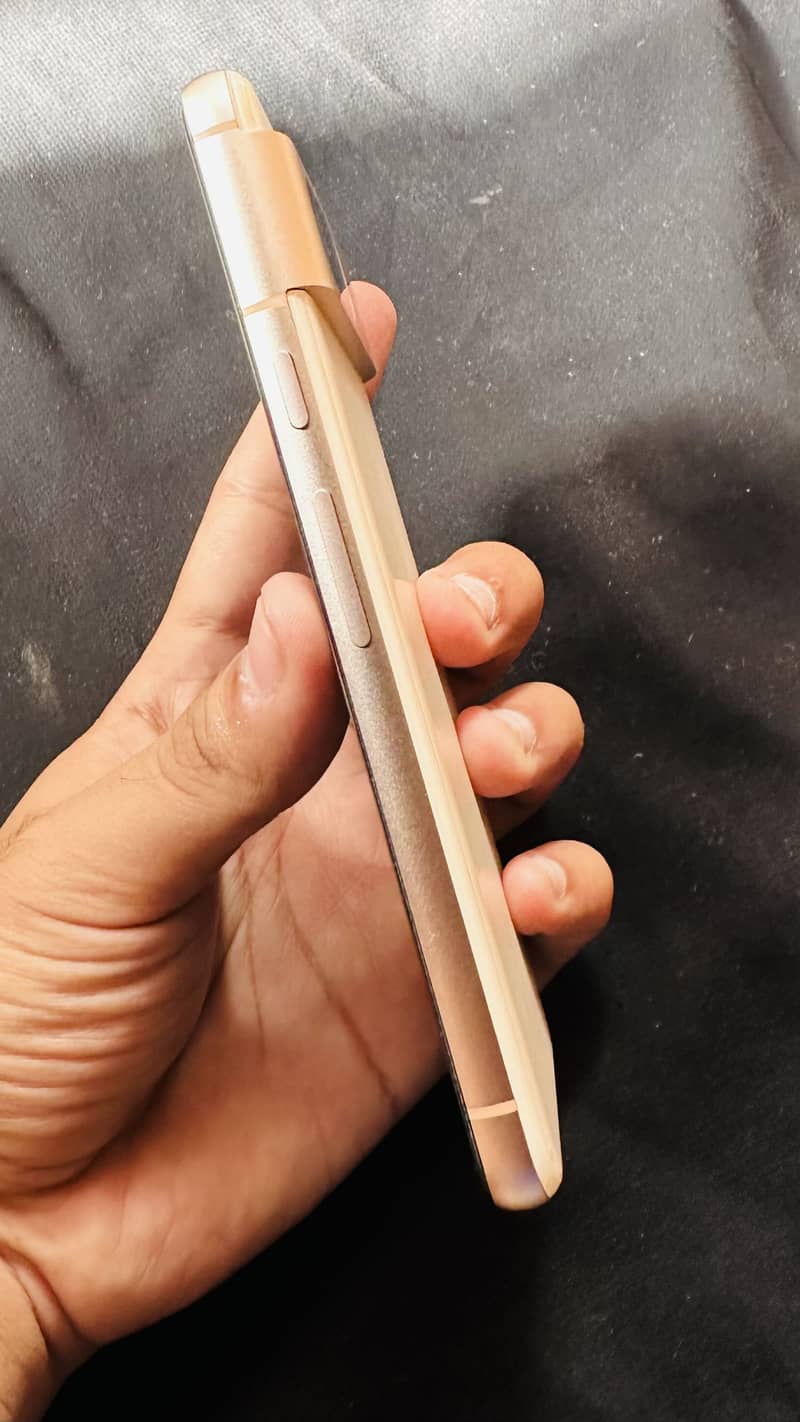 Google Pixel 8 6