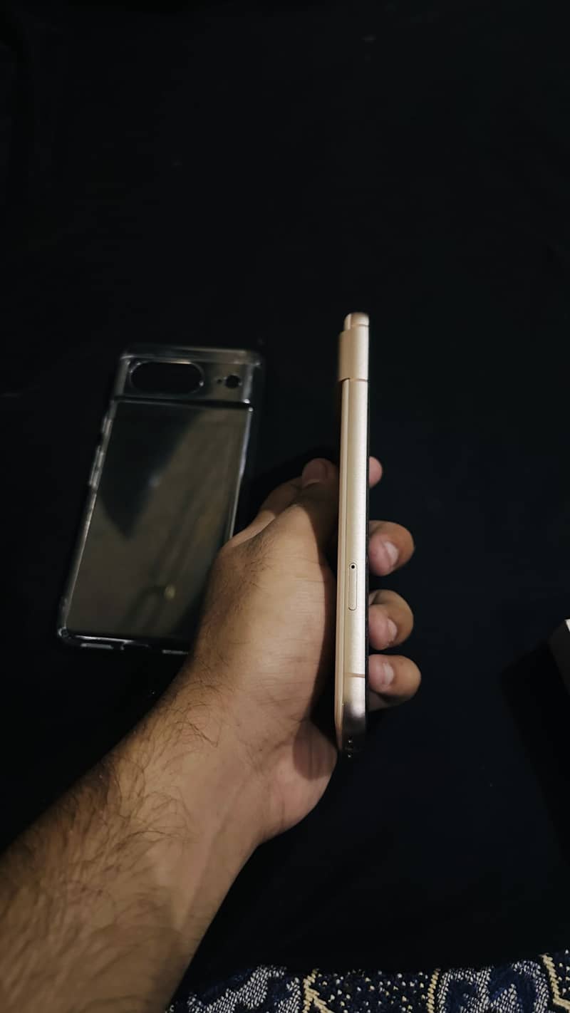 Google Pixel 8 9