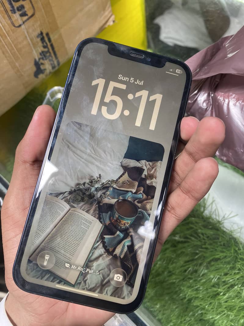 Apple iPhone 12 5