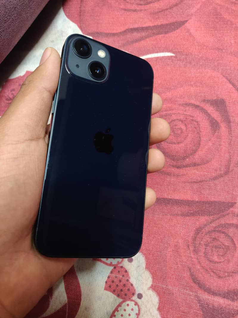 Apple iPhone 13 0
