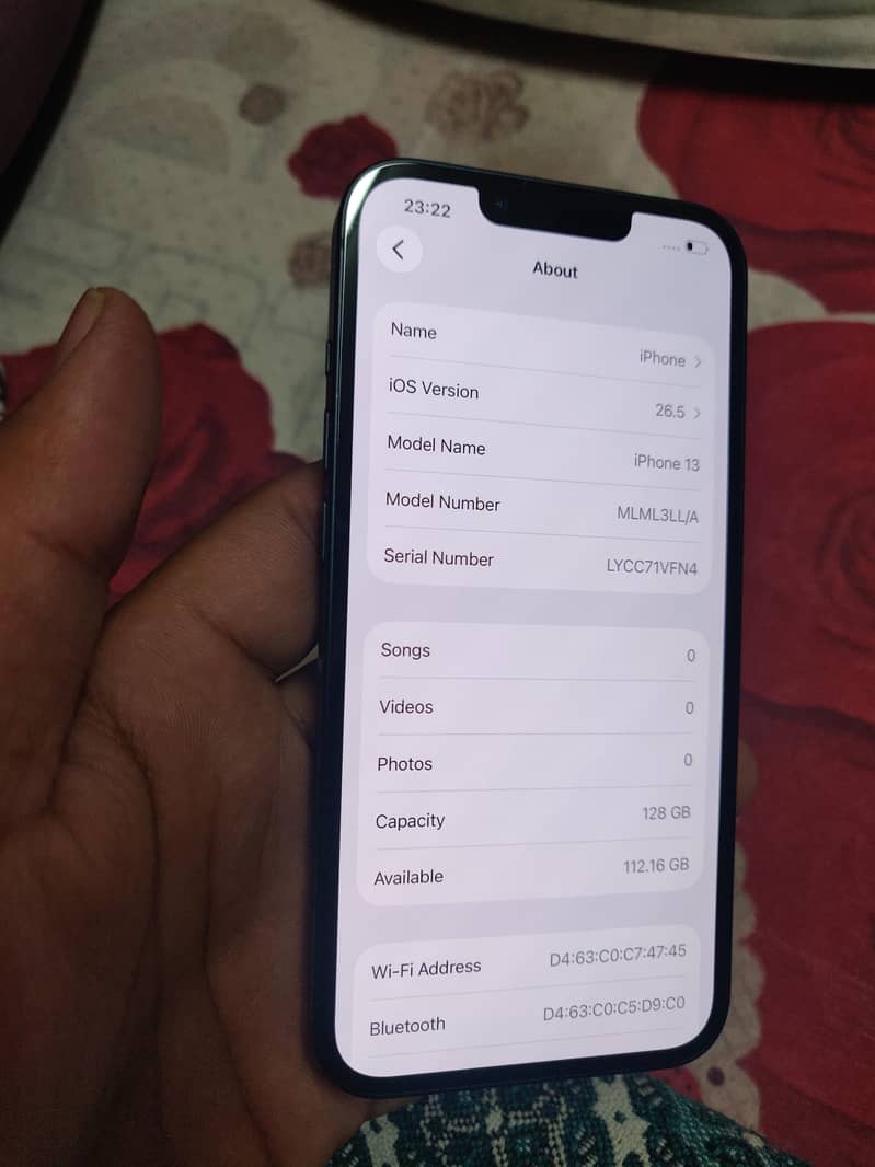 Apple iPhone 13 10