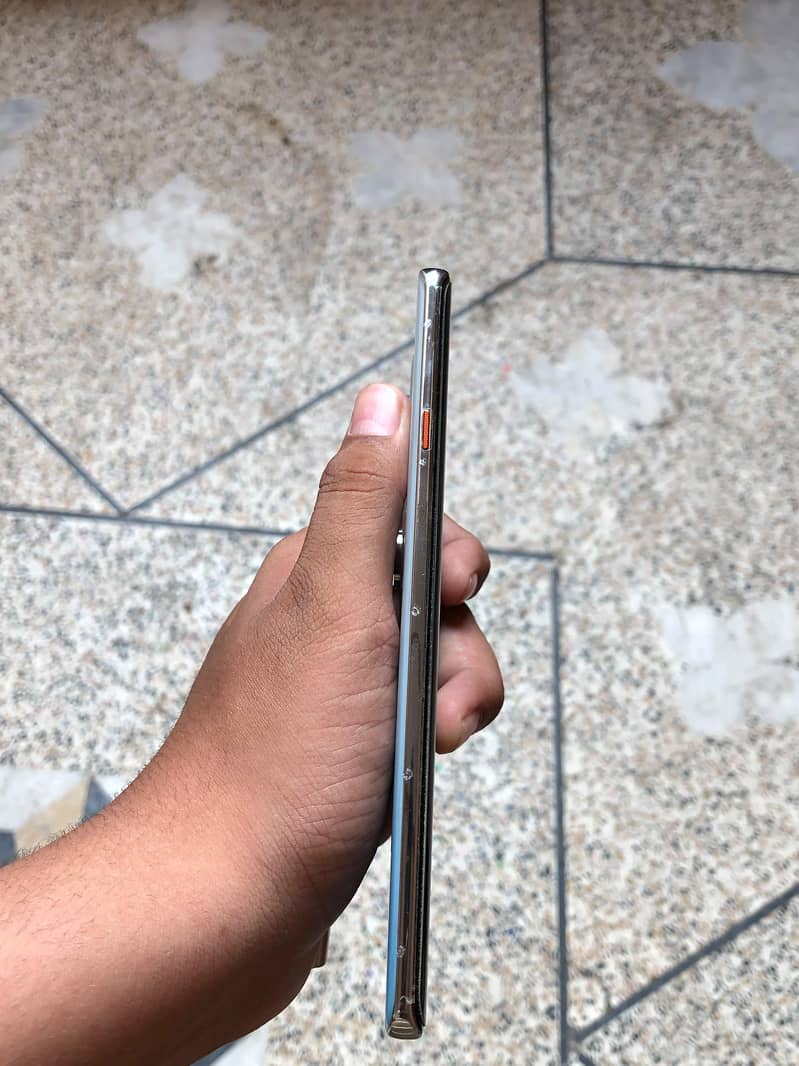 Tecno CAMON 40 Pro 3