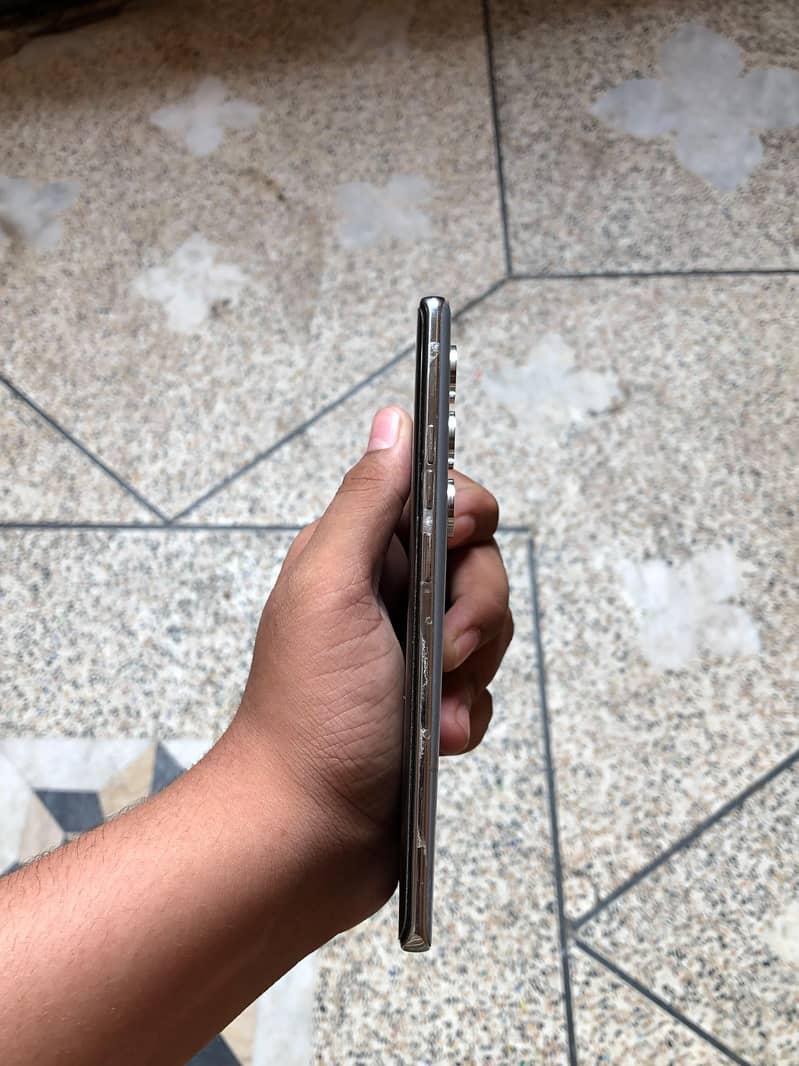 Tecno CAMON 40 Pro 4