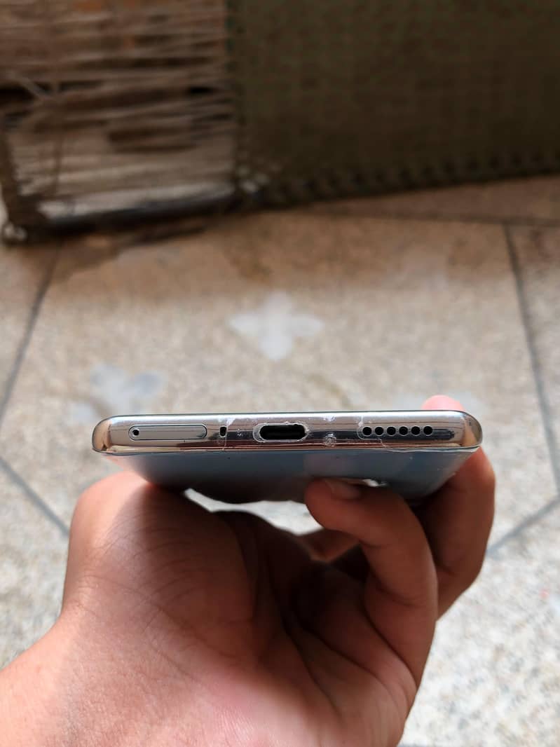 Tecno CAMON 40 Pro 6