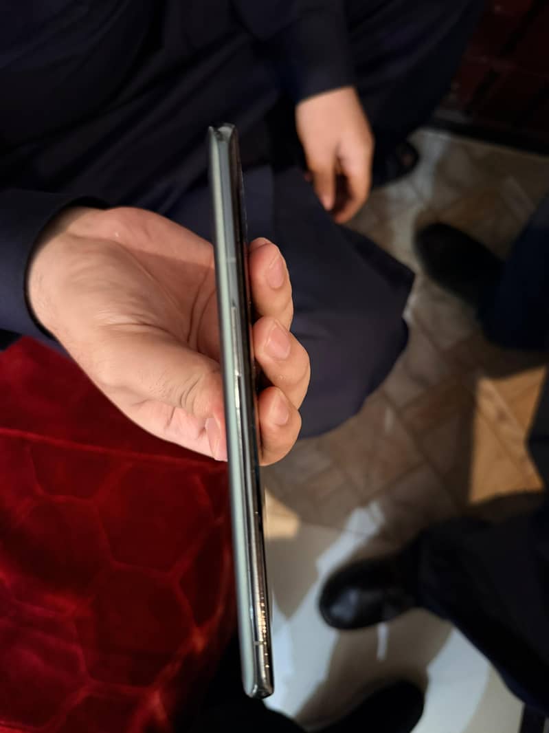 One Plus 9 Pro 4