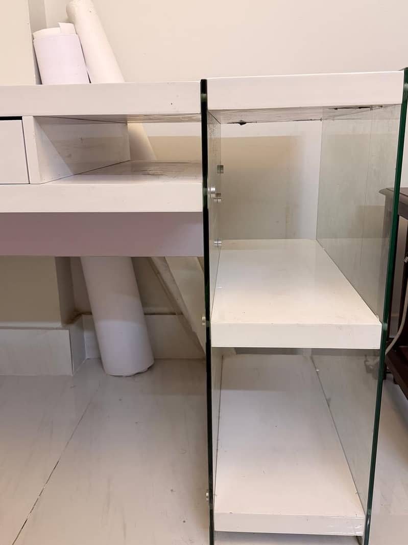 Study Table (interwood) 2