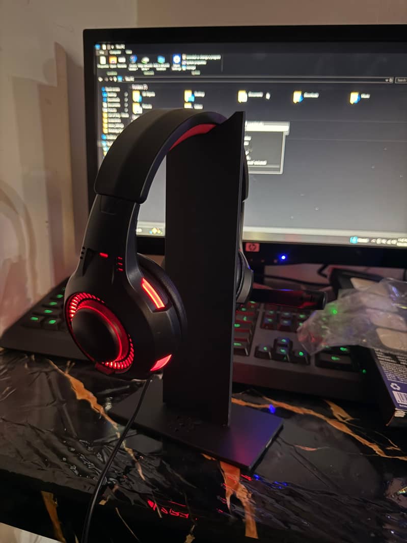 ONIKUMA HEADPHONE STAND 3