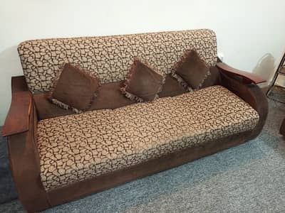 7 seater sofa set with cushions