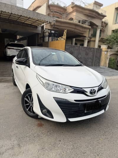 Yaris 1.5 Full option ATIV X ,2021 model, lush condition like new