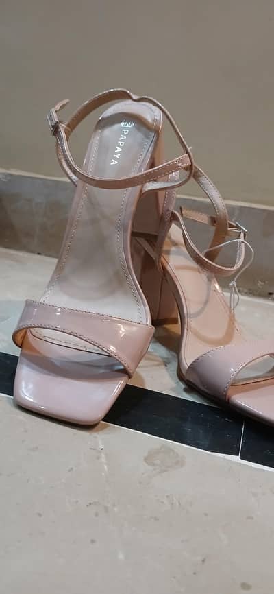 Heels from uk brand name papaya original