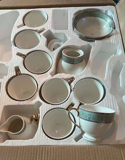 Dinner Set 61 pcs