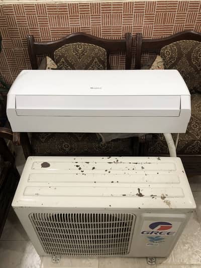 Gree 1 Ton Inverter Air Conditioner
