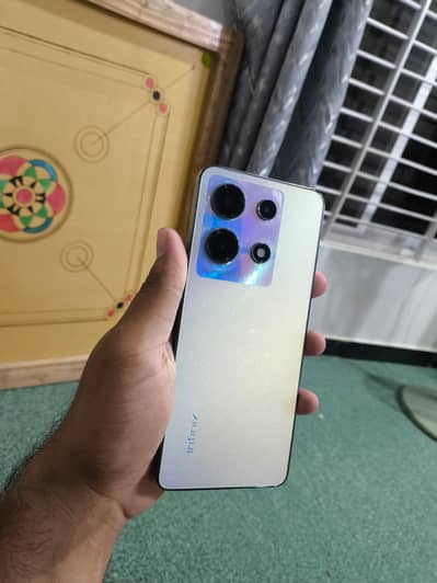 Infinix Note 30