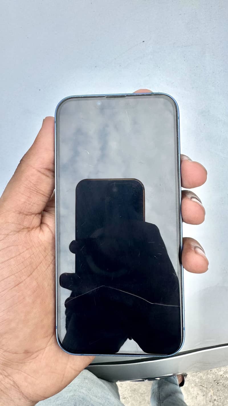 iPhone 13 1