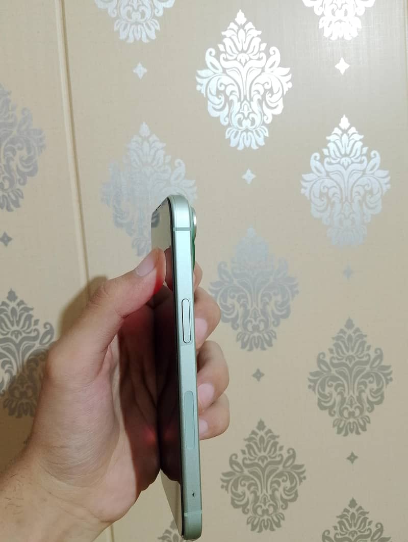 Iphone 15 2