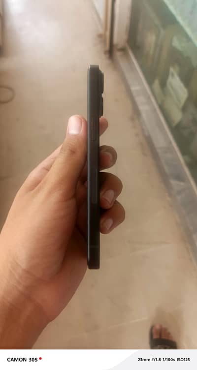 Apple iPhone 15