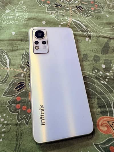 Infinix Note 11