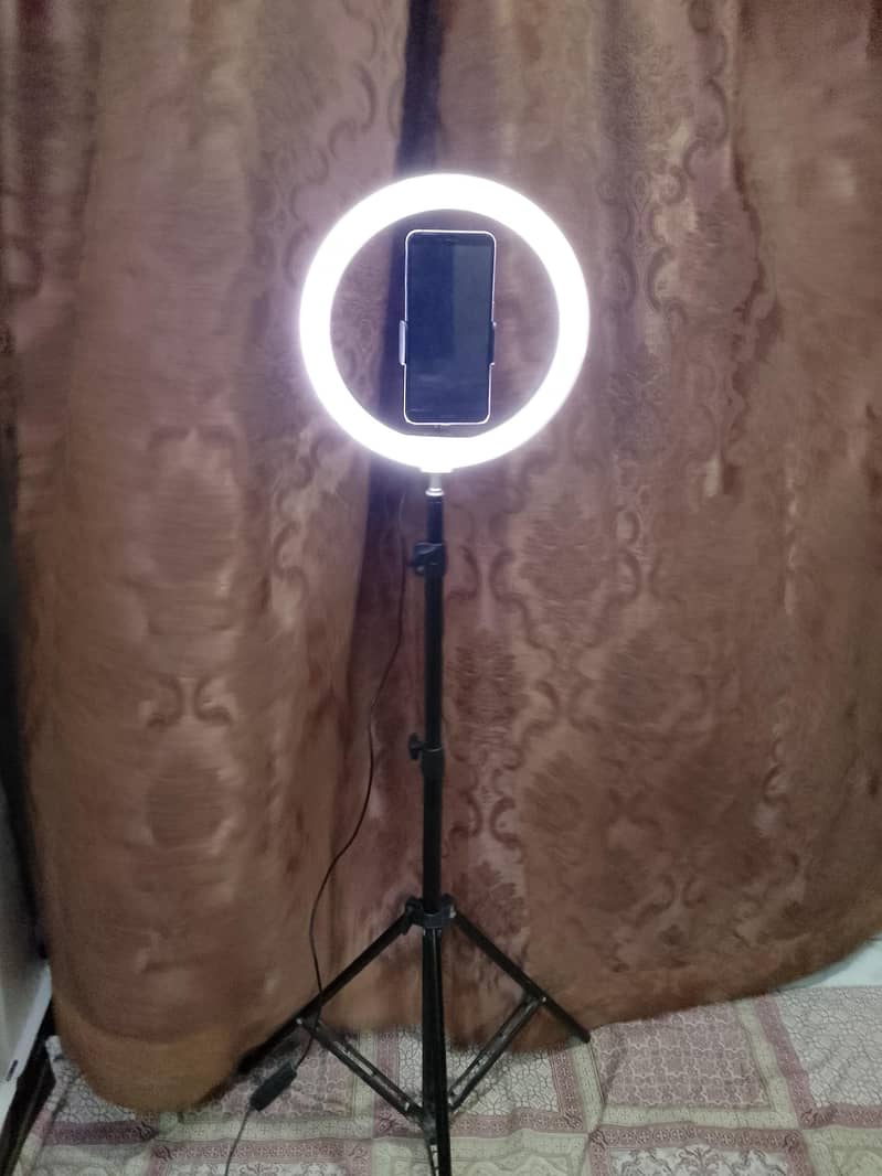 Ring light 0